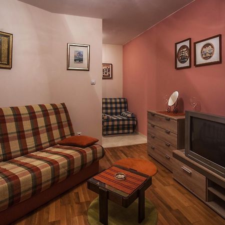 Apartment Ogi コトル 部屋 写真