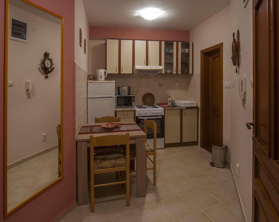 Apartment Ogi コトル 部屋 写真